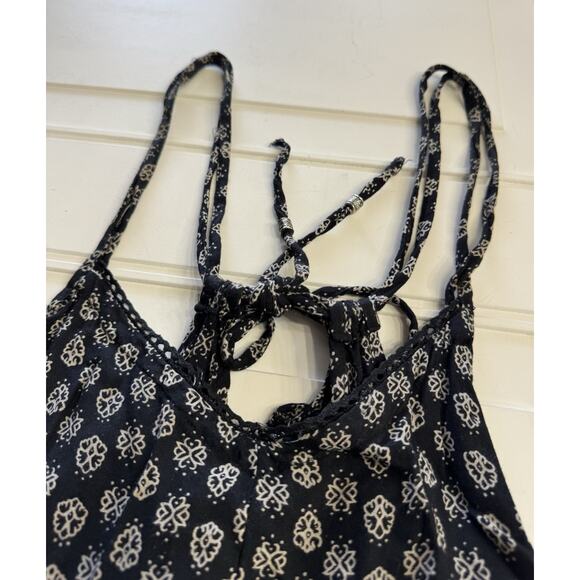 Angie Womens Medium Spaghetti Strap Romper Sleeveless Boho Black White Floral - Picture 2 of 6